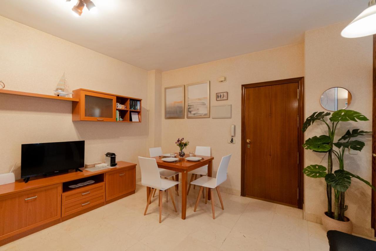 Rentalsevilla A Un Minuto De La Campana Bagian luar foto